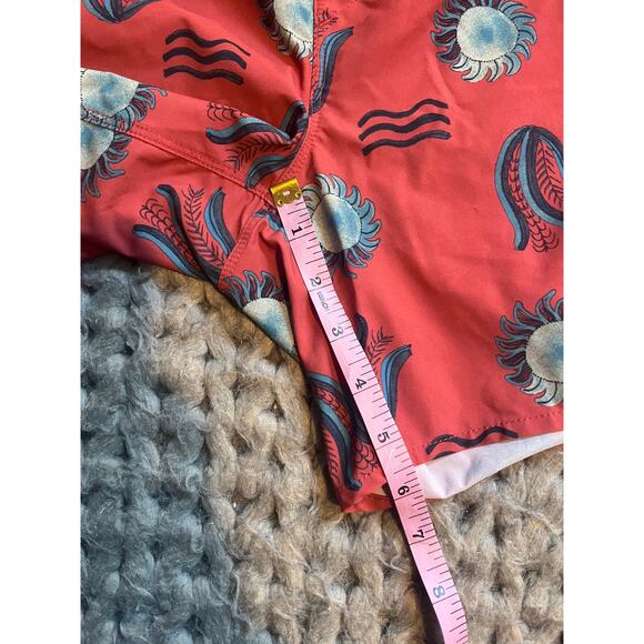 Patagonia hydro series board shorts mauve  size xs - Picture 7 of 8